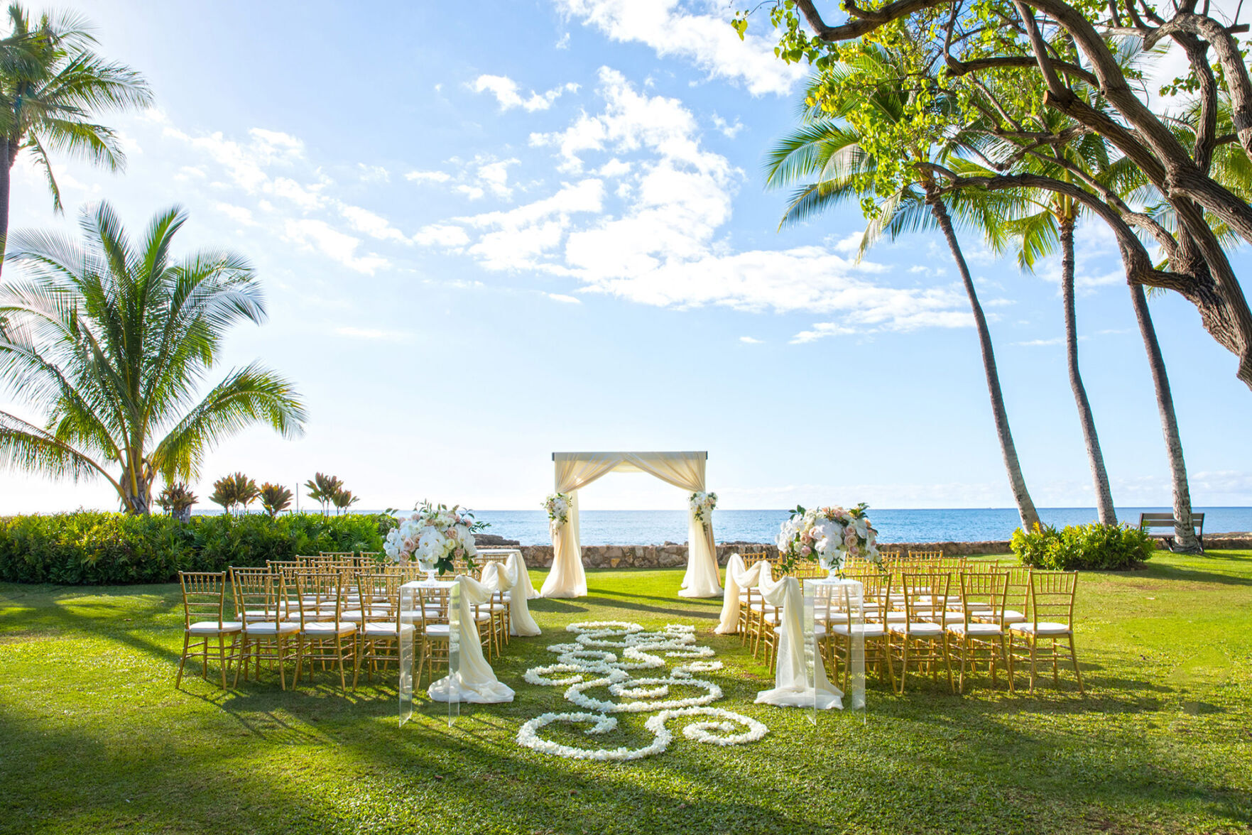 Located adjacent to Aulani, A Disney Resort& Spa, Lanikuhonua is an idyllic spot for a wedding reception in Hawaii.